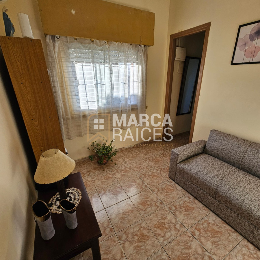 Apartamento ID.1325 - Venta Apartamento 1 Dormitorio Terraza con Parrillero Centro Montevideo