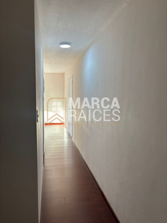 Apartamento ID.1744 - Alquiler Apartamento 3 Dormitorios, 1 Baño, Centro, Montevideo