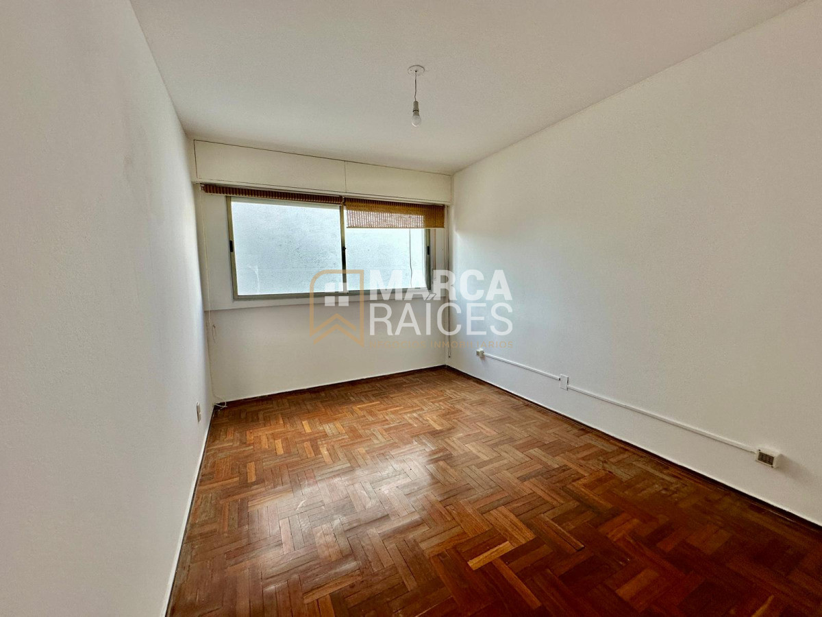 Apartamento ID.1665 - Alquiler Apartamento 2 Dormitorios 2 Baños Opcion Garage Pocitos Montevideo
