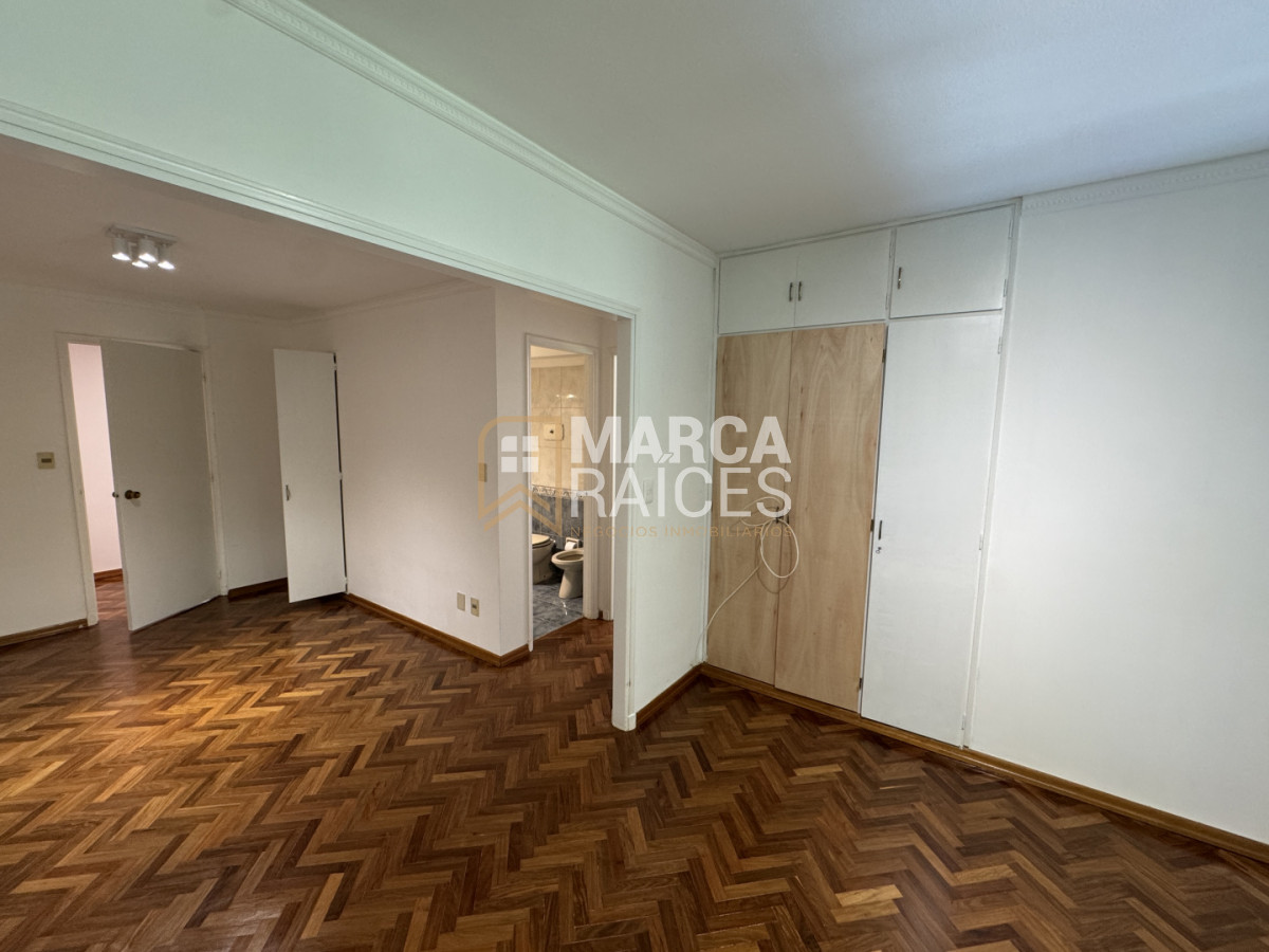 Apartamento ID.1734 - Venta Apartamento 4 dormitorios 3 baños Garage Pocitos Montevideo