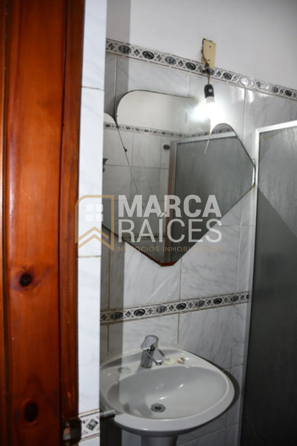 Apartamento ID.2012 - Alquiler Apartamento 4 Dormitorios, 2 Baños. La Blanqueada, Montevideo
