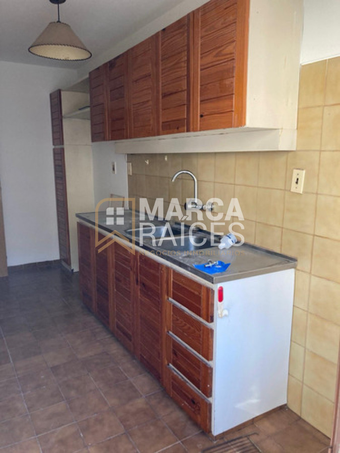 Apartamento ID.1839 - Alquiler Apartamento 2 Dormitorios. Centro, Montevideo