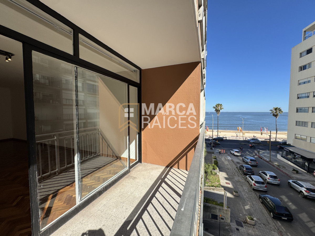Apartamento ID.1734 - Venta Apartamento 4 dormitorios 3 baños Garage Pocitos Montevideo
