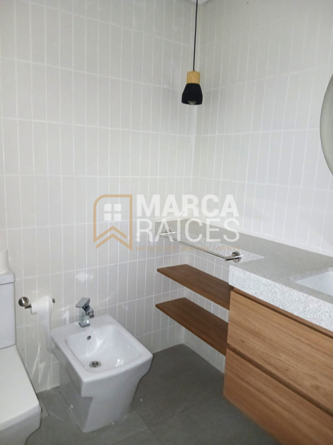 Apartamento ID.1934 - Alquiler Apartamento 1 Dormitorio con patio Centro Sur Montevideo