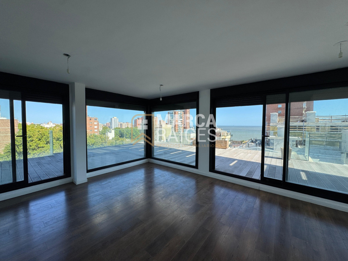 Apartamento ID.1791 - Alquiler Apartamento Penthouse 2 Dormitorios Centro Montevideo