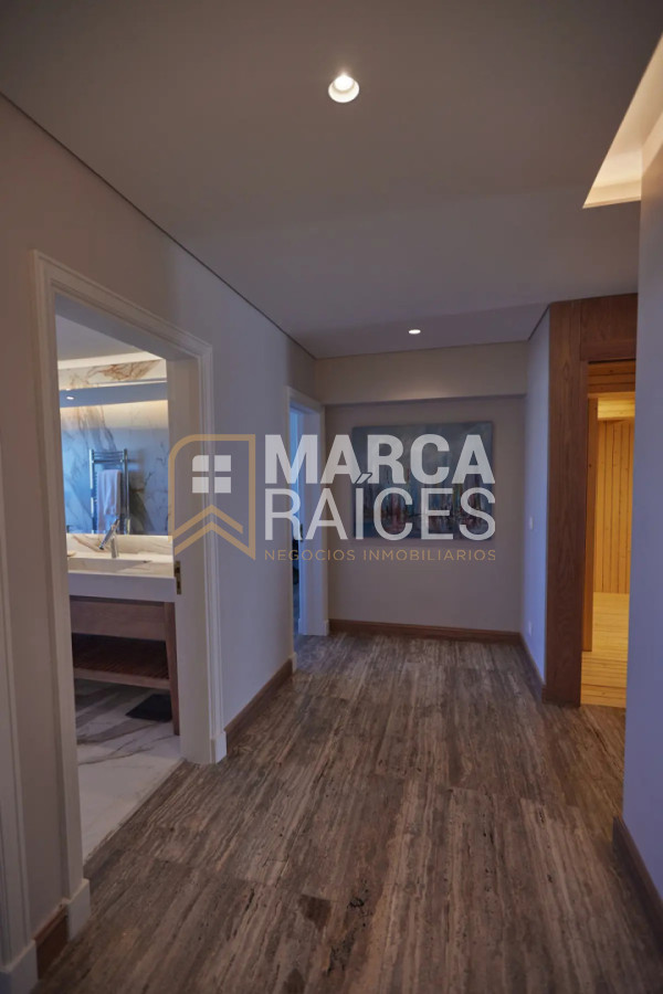 Apartamento ID.2026 - Alquiler Apartamento Amueblado 3 Dormitorios con Garage Doble Punta Carretas Montevideo