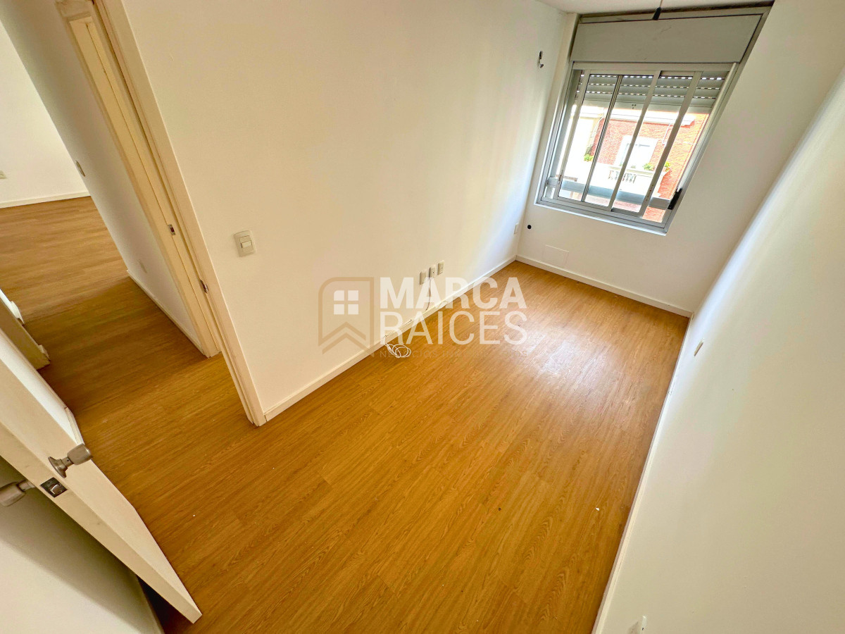 Apartamento ID.1356 - Venta Apartamento 2 Dormitorios Garage Tres Cruces Montevideo