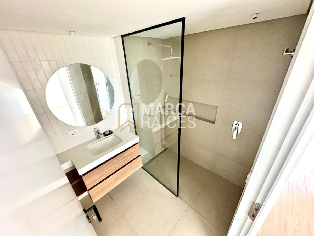 Apartamento ID.1212 - Alquiler Apartamento Premium Duplex 2 Dormitorios 2 Baños Piscina Centro Montevideo