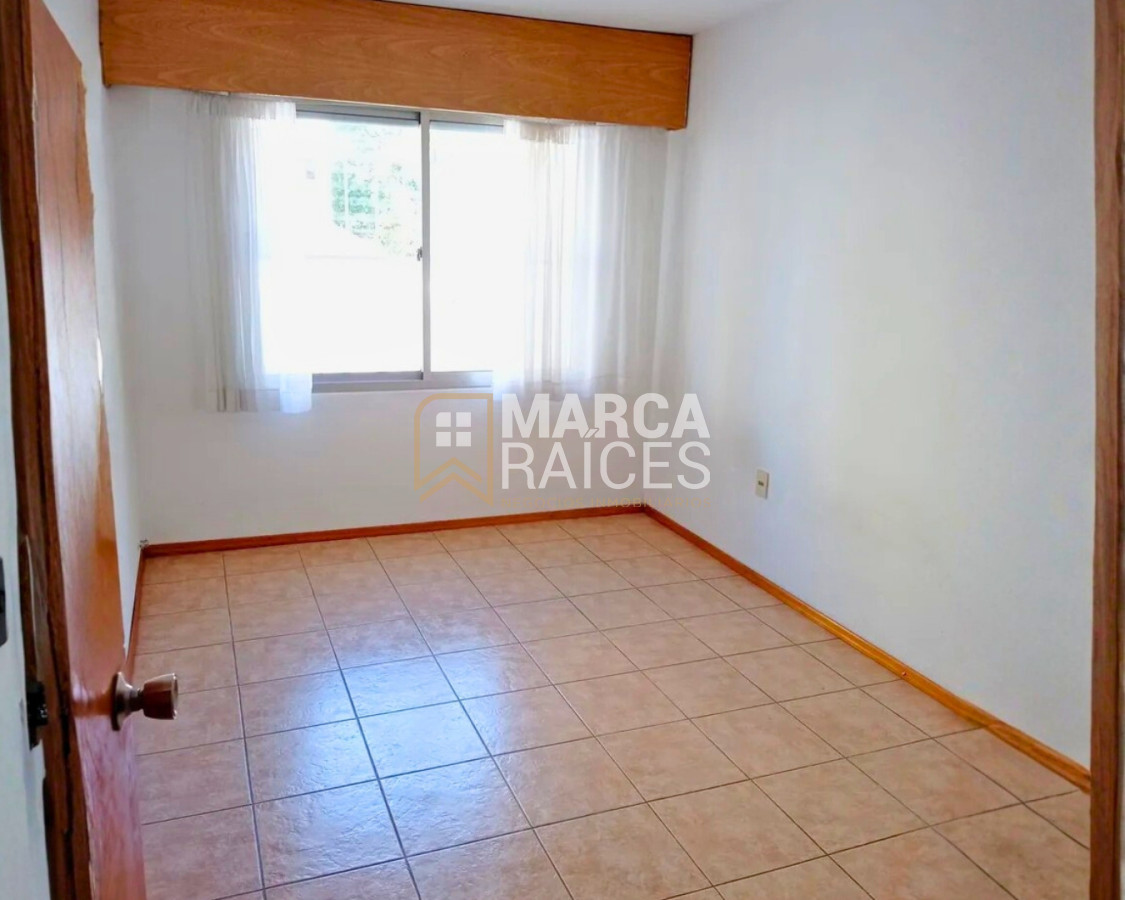 Apartamento ID.1754 - Alquiler Apartamento 2 Dormitorios Opcion Garage Parque Rodo Montevideo