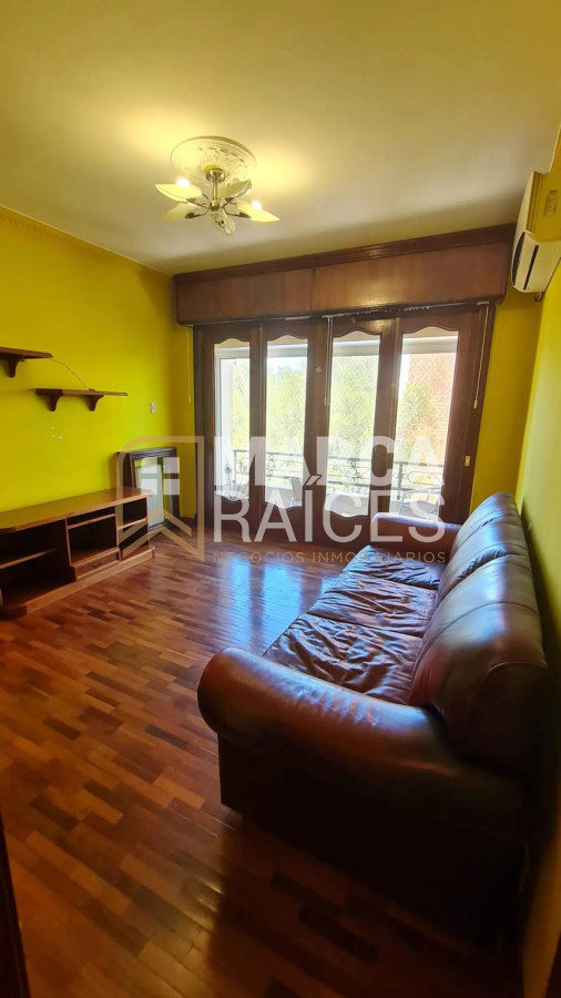 Apartamento ID.1364 - Alquiler Apartamento 2 Dormitorios Amueblado Balcón Pocitos Montevideo