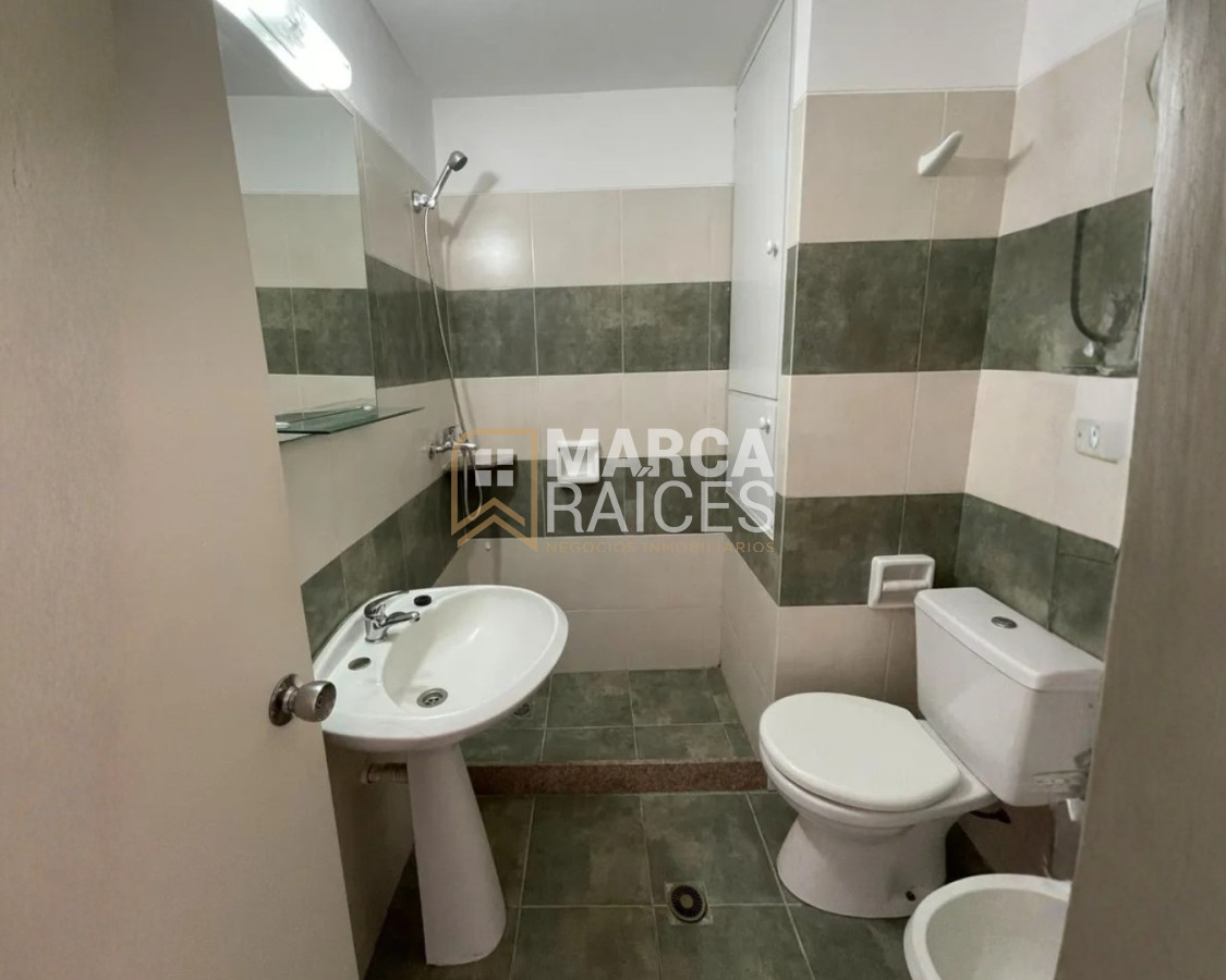 Apartamento ID.1712 - Alquiler Apartamento 1 Dormitorio Opcion Garage Pocitos Montevideo