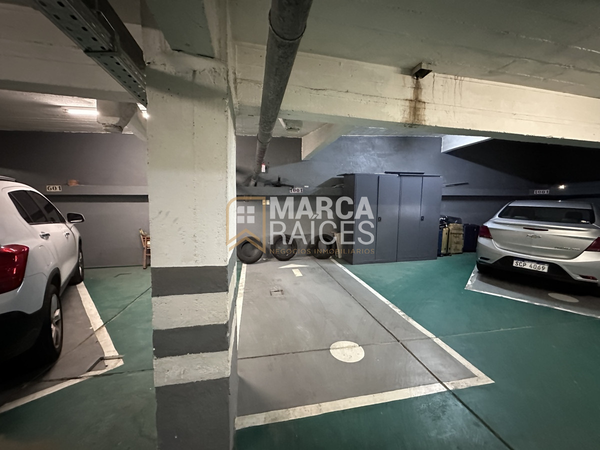 Apartamento ID.888 - Venta Espectacular Apartamento Sobre Rambla 4 Dormitorios Garage Doble Punta Carretas Montevideo
