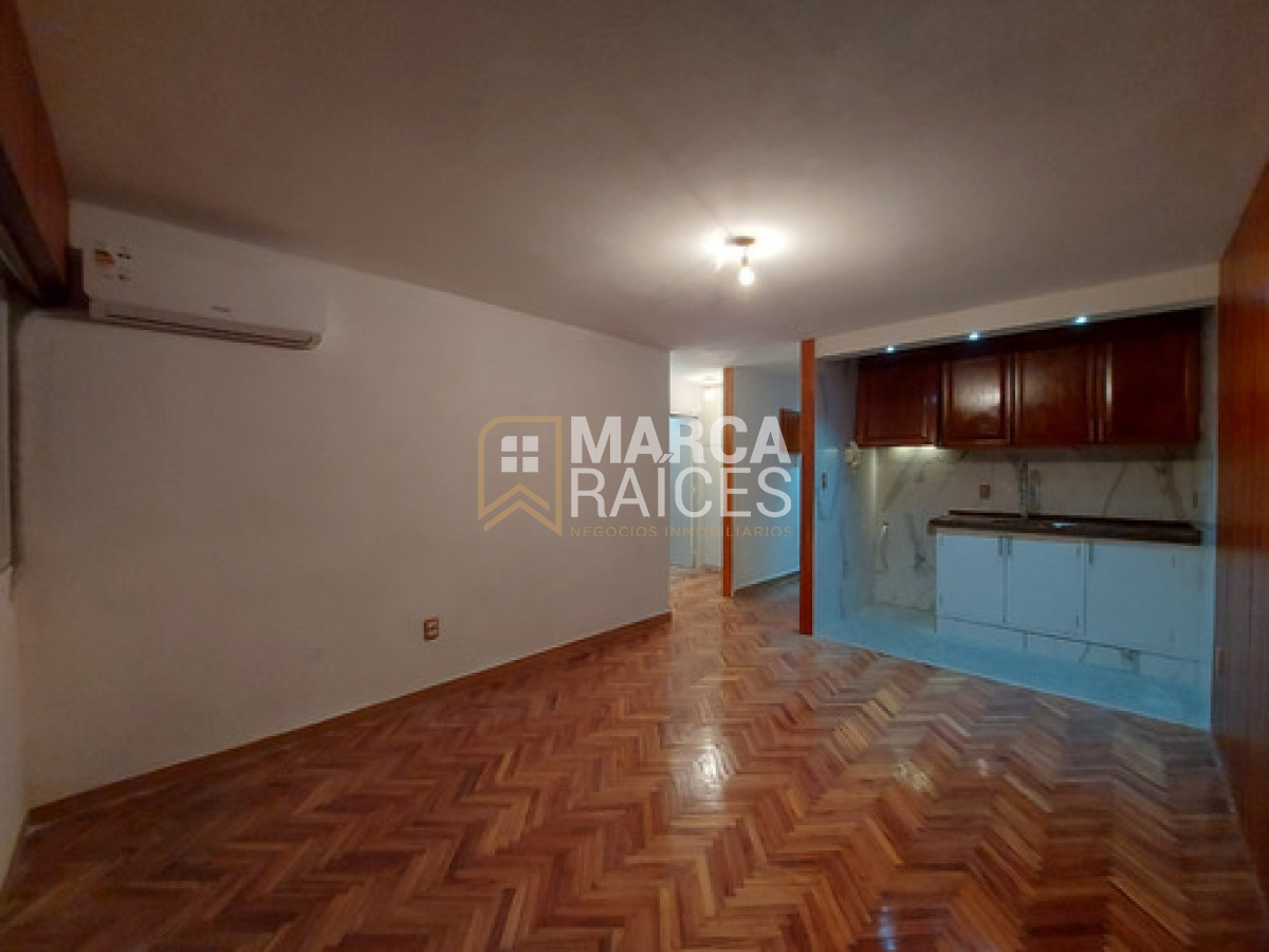 Apartamento ID.1522 - Alquiler luminoso apartamento remodelado de 1 dormitorio en Aguada, Montevideo. 