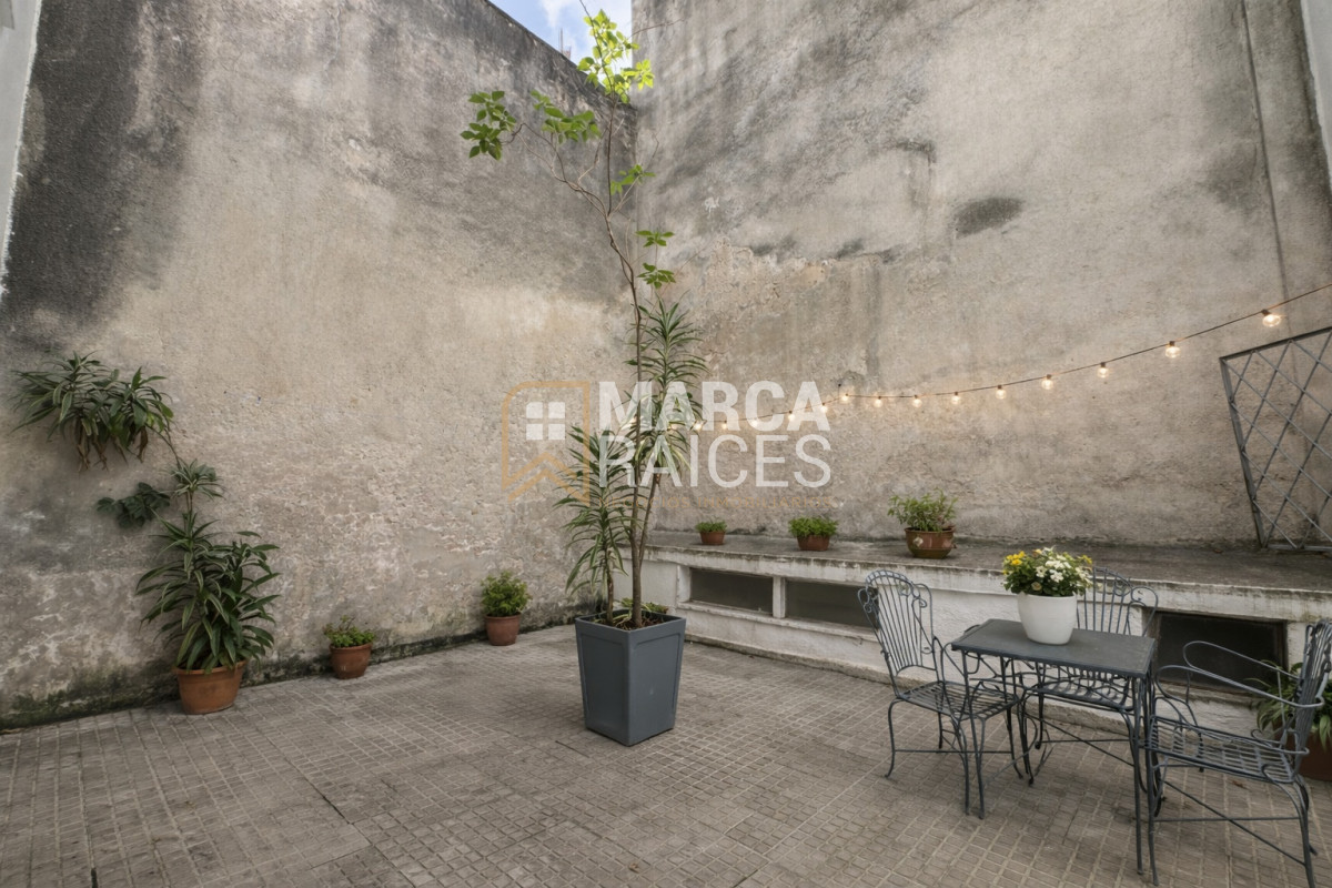 Apartamento ID.1952 - Alquiler Apartamento 1 Dormitorio Patio Centro Sur Montevideo