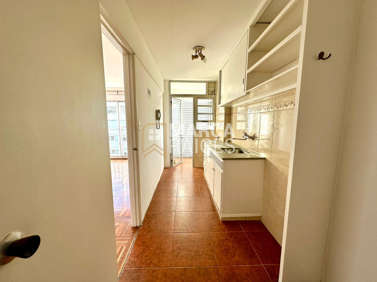 Apartamento ID.1665 - Alquiler Apartamento 2 Dormitorios 2 Baños Opcion Garage Pocitos Montevideo