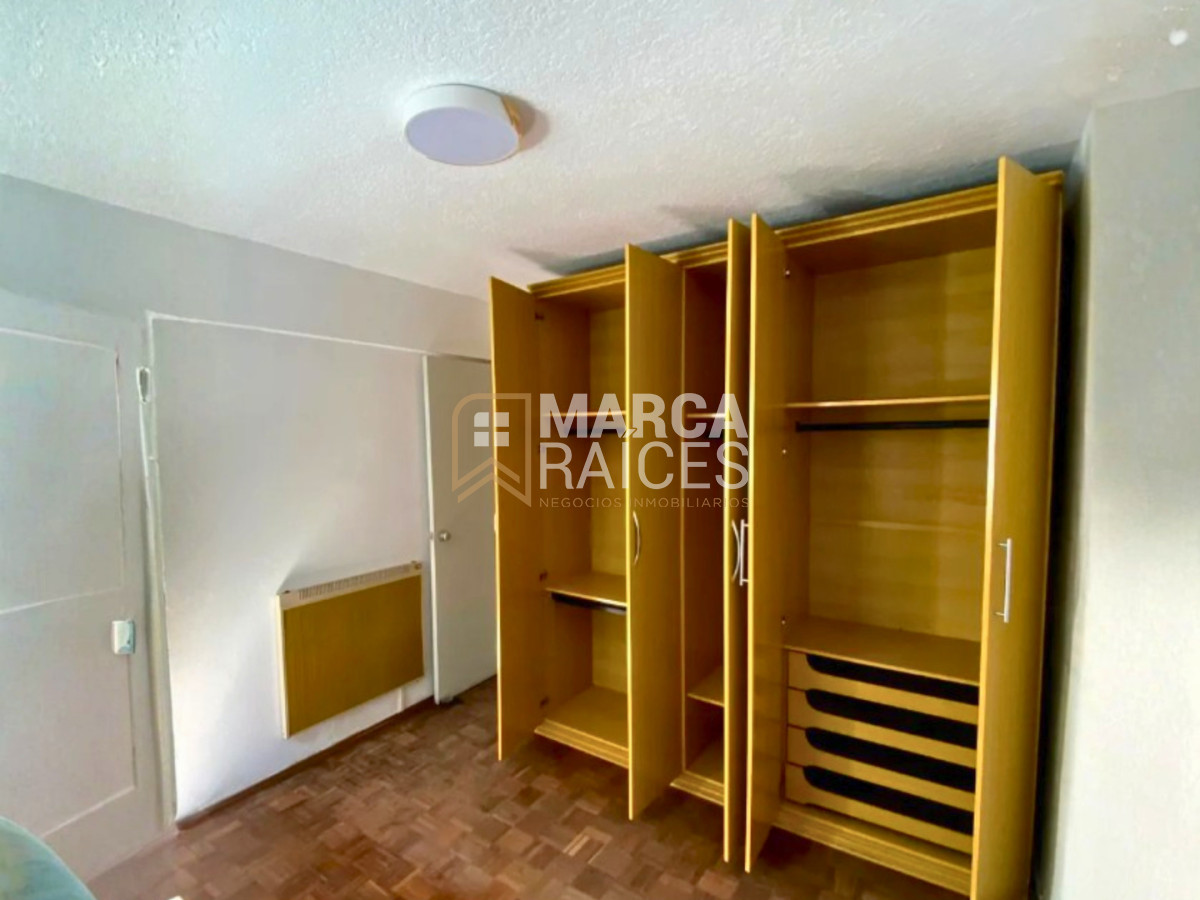 Apartamento ID.1672 - Alquiler Apartamento 1 Dormitorio con Patio Ciudad Vieja Montevideo