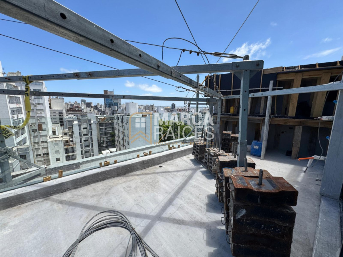 Apartamento ID.1779 - Venta Apartamento Penthouse 2 Dormitorios con parrillero a estrenar Centro Montevideo