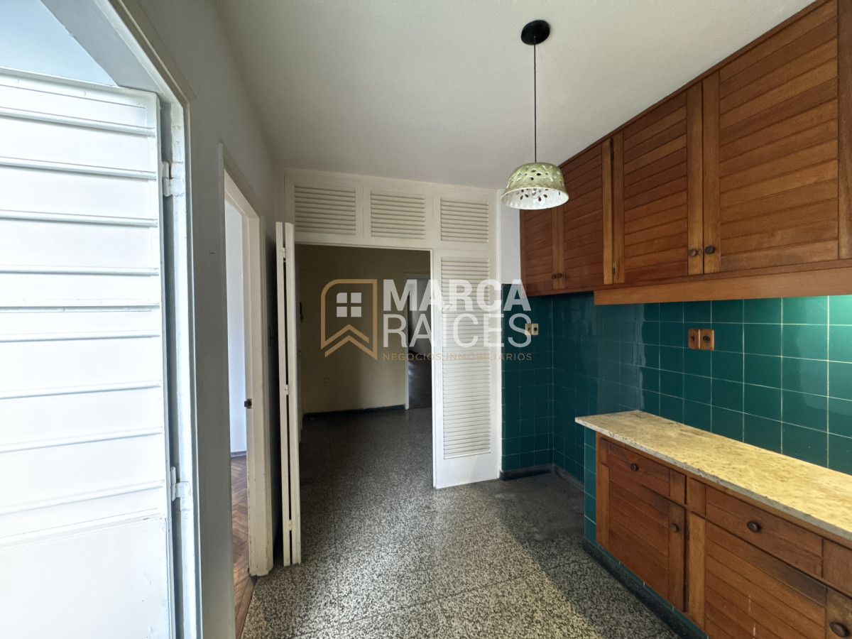 Apartamento ID.1199 - Venta Apartamento 4 Dormitorios 2 baños Garage Punta Carretas Montevideo