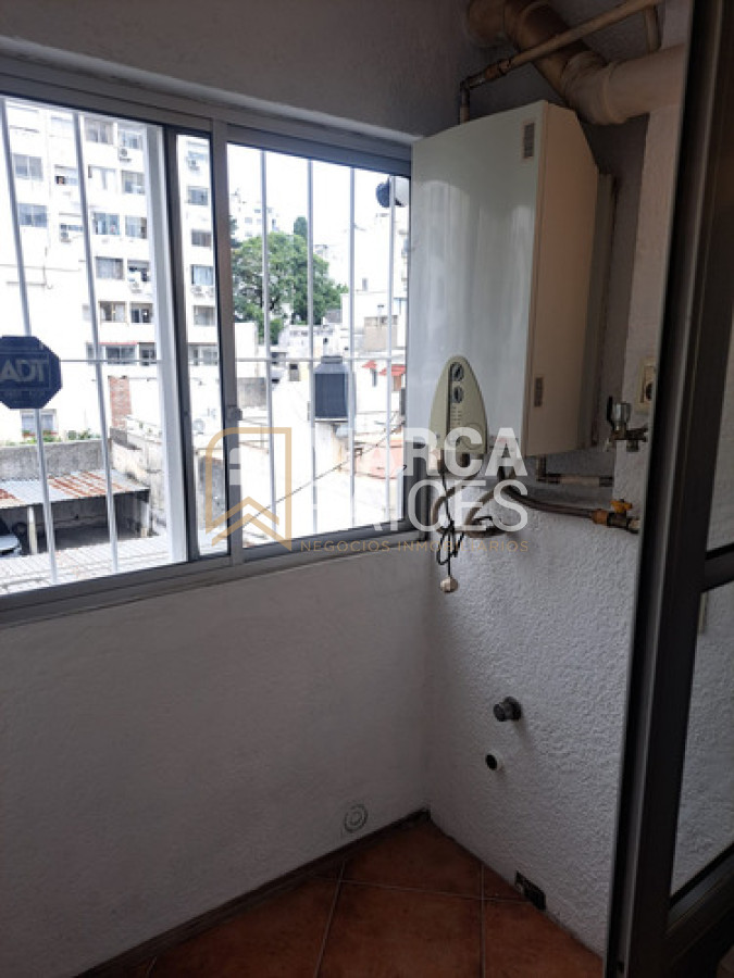 Apartamento ID.1809 - Venta Apartamento 3 dormitorios, 2 baños, con garage. Pocitos, Montevideo