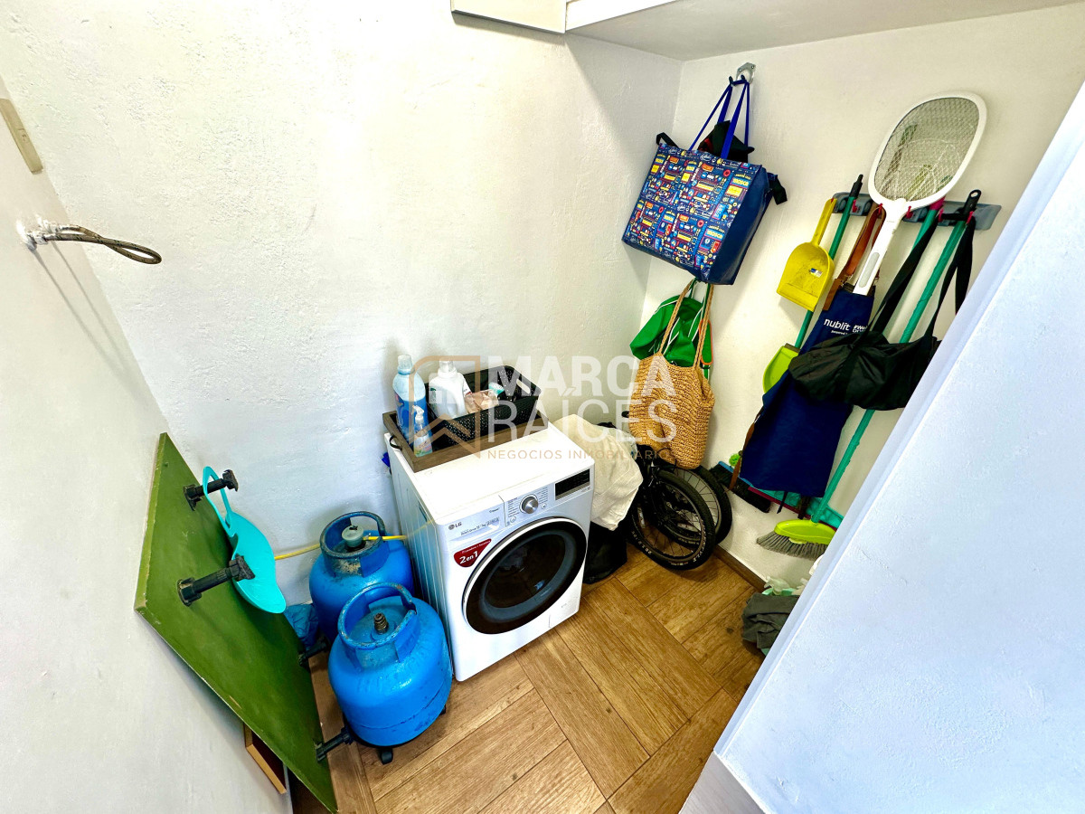 Apartamento ID.1222 - Venta Apartamento 3 Dormitorios 2 Baños Garage Centro Montevideo