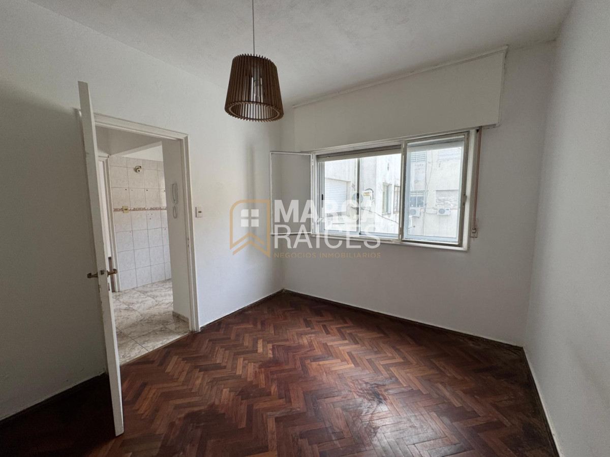 Apartamento ID.1974 - DAlquiler Apartamento 1 Dormitorio Segundo Piso por Escalera Pocitos Montevideo