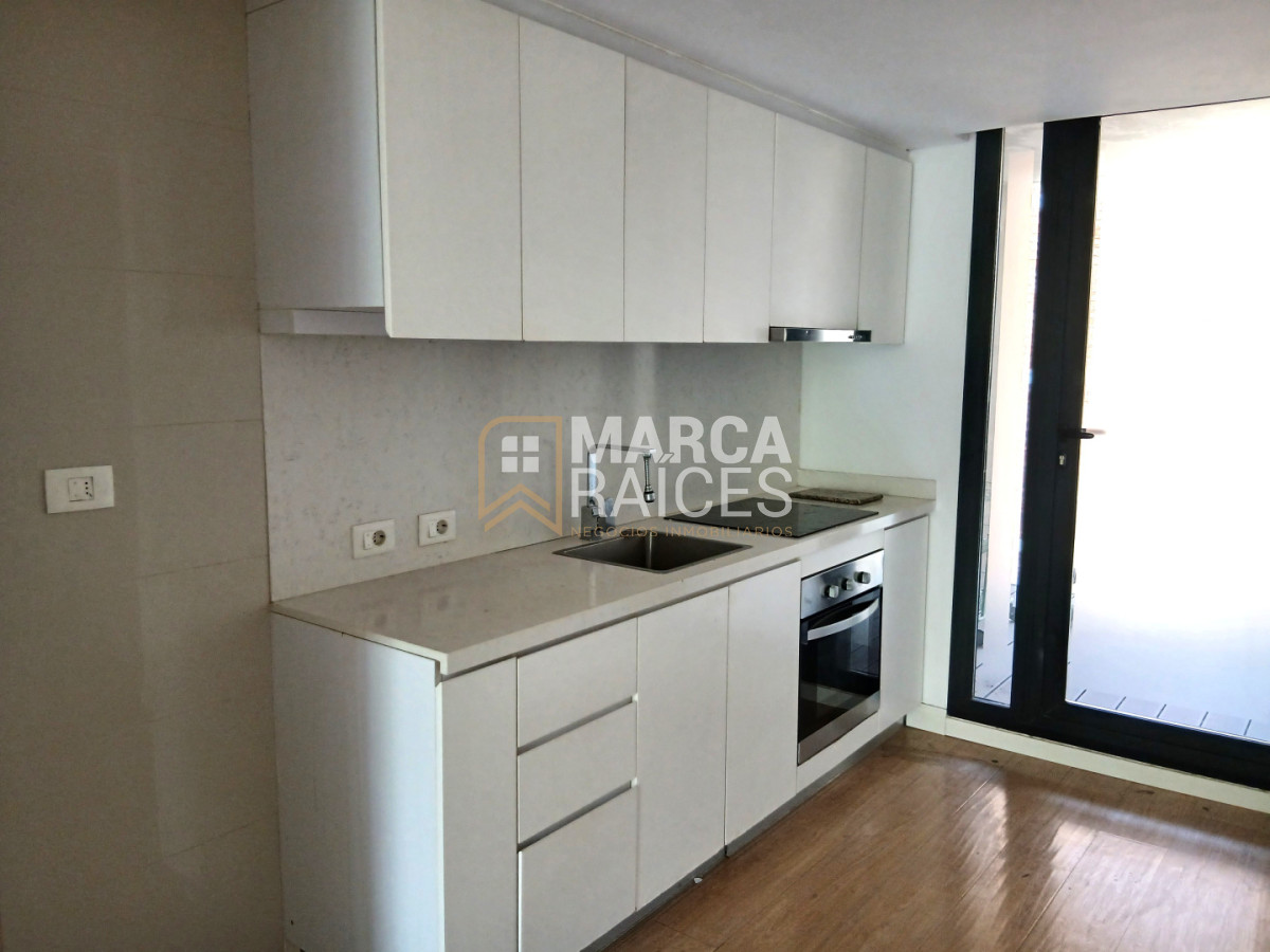 Apartamento ID.1790 - Alquiler Apartamento 2 Dormitorios Centro Montevideo