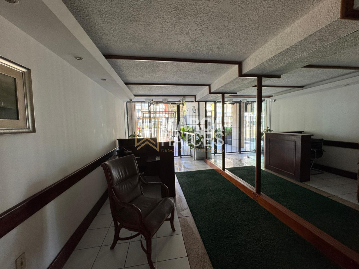 Apartamento ID.1865 - Alquiler Apartamento Monoambiente Con Balcon Piso Vista a la Rambla Pocitos Montevideo