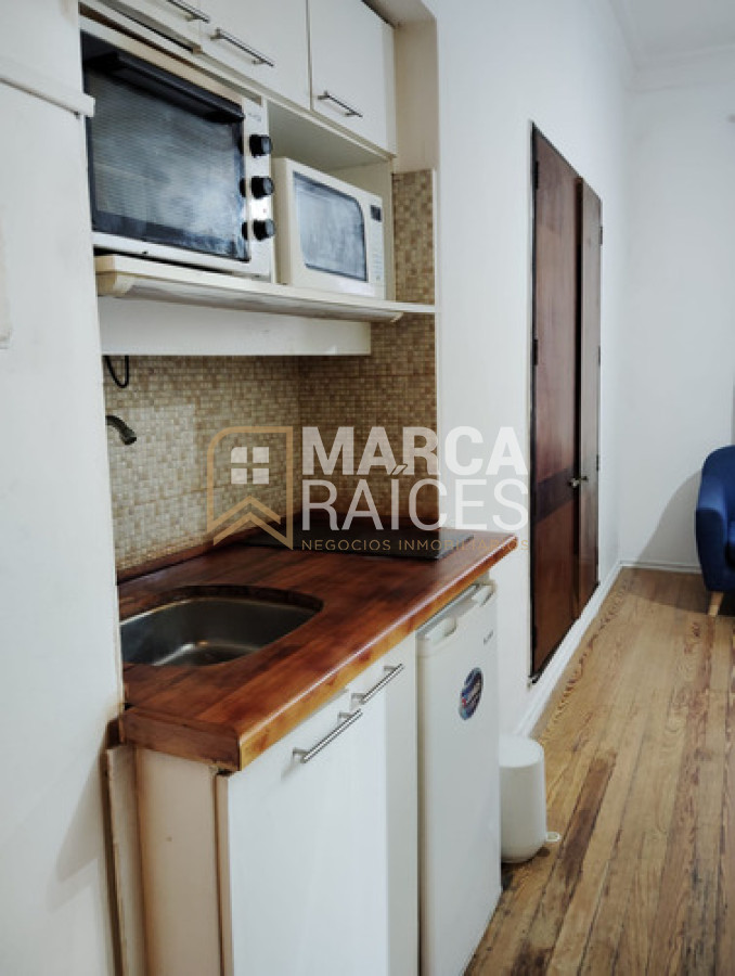Apartamento ID.1696 - Alquiler Monoambiente Amoblado Interno Sobre Rambla Pocitos