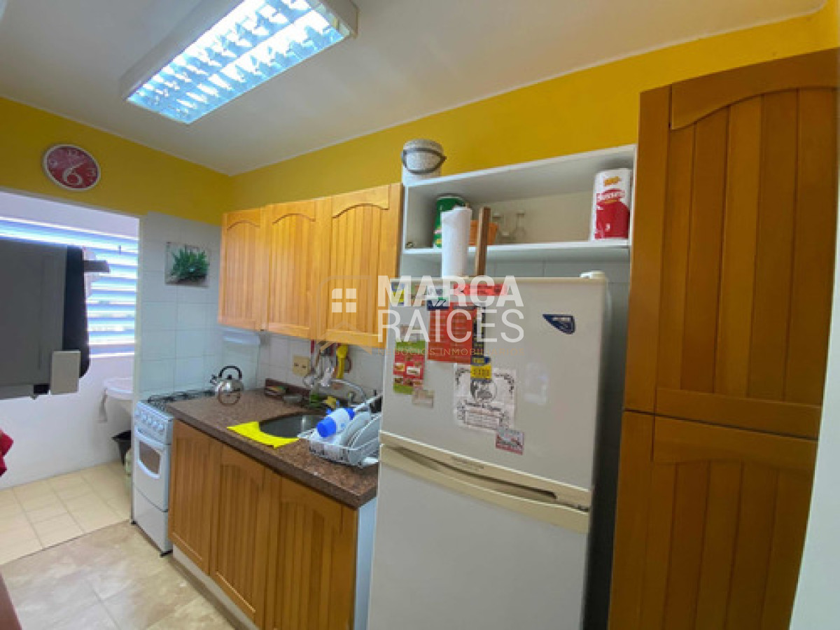 Apartamento ID.1506 - Venta apartamento 2 dormitorios y 2 baños con garaje en Av Roosevelt, Punta del Este. 