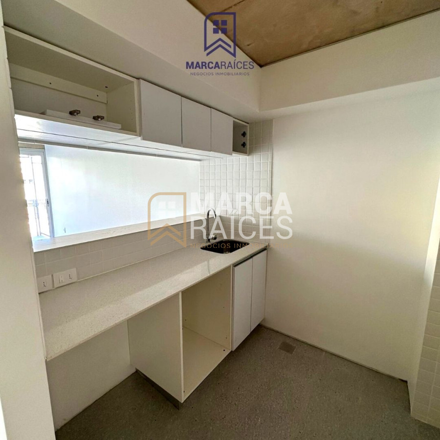 Apartamento ID.345 - Venta Apartamento 1 Dormitorio Balcon y Patio con renta Palermo Montevideo