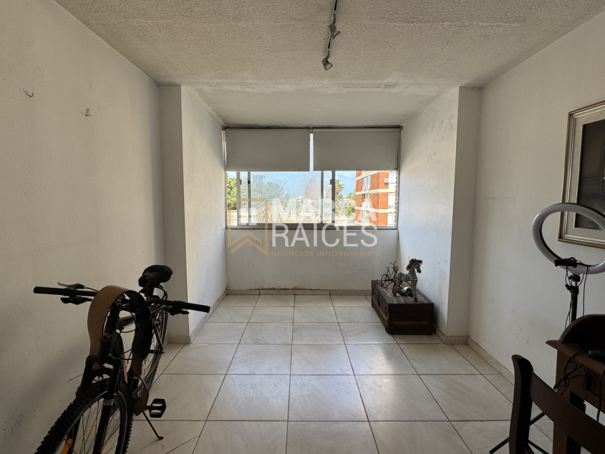 Apartamento ID.1829 - Venta Apartamento 1 Dormitorio con cochera no fija Palermo Montevideo