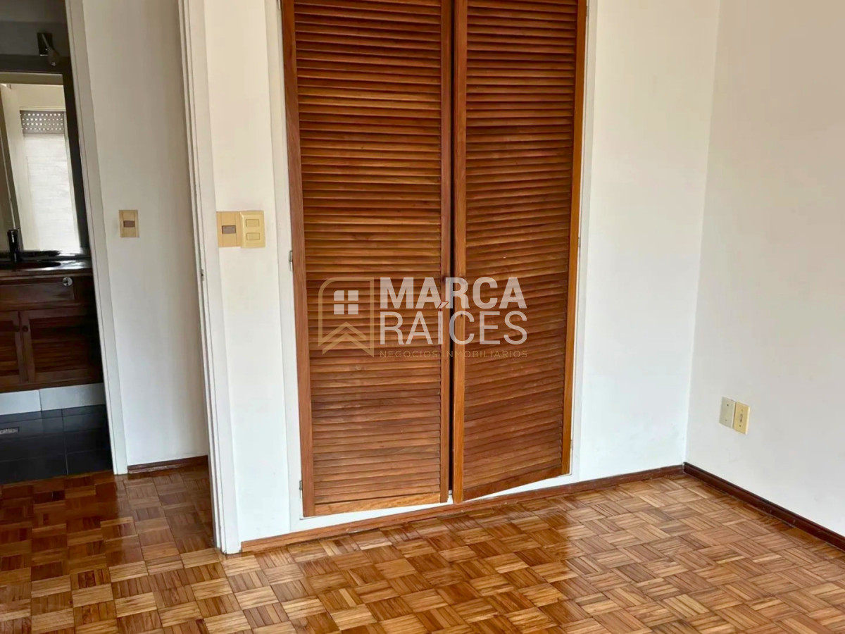 Apartamento ID.1881 - Alquiler Apartamento 2 Dormitorios 2 Baños Garage Pocitos Montevideo