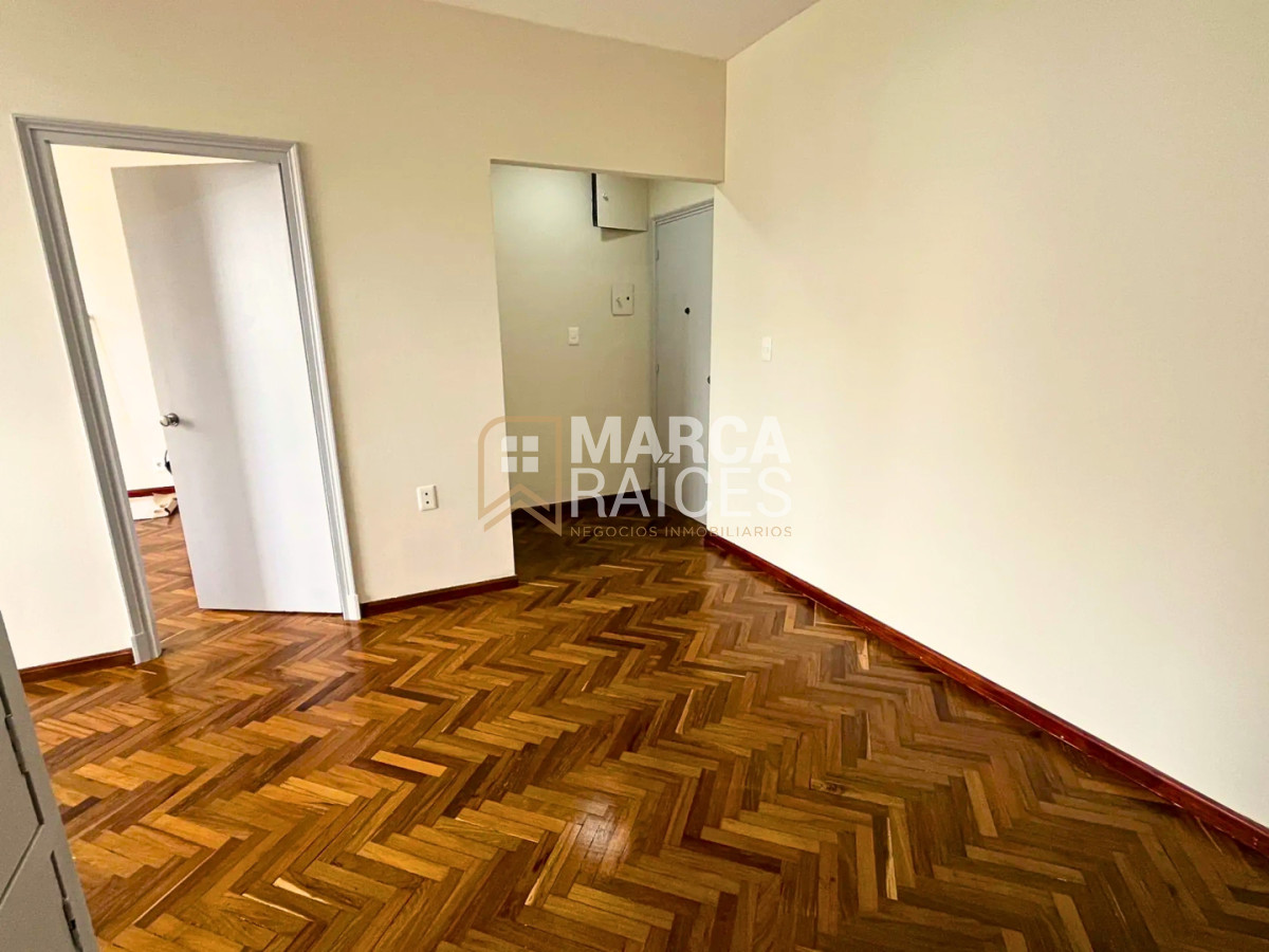 Apartamento ID.1890 - Alquiler Apartamento 1 Dormitorio Centro Montevideo