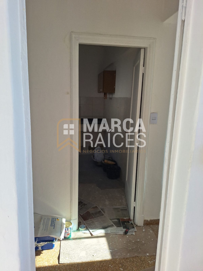 Apartamento ID.1627 - Alquiler Apartamento 1 Dormitorio Segundo Piso Requena esq Bv. España Parque Rodo Montevideo