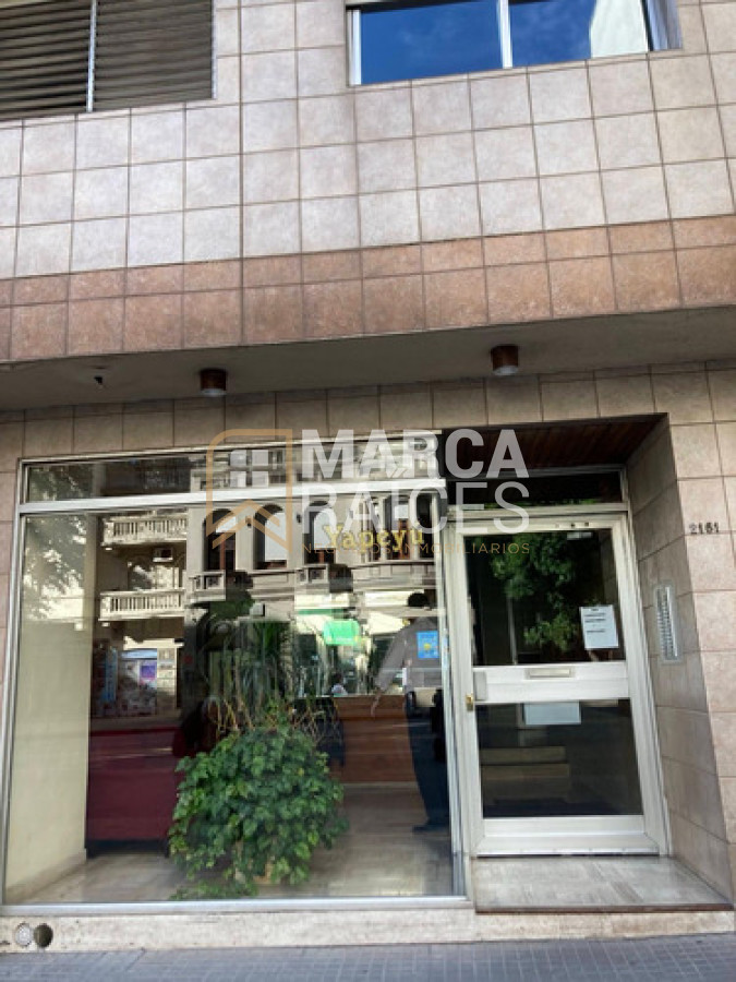 Apartamento ID.1839 - Alquiler Apartamento 2 Dormitorios. Centro, Montevideo