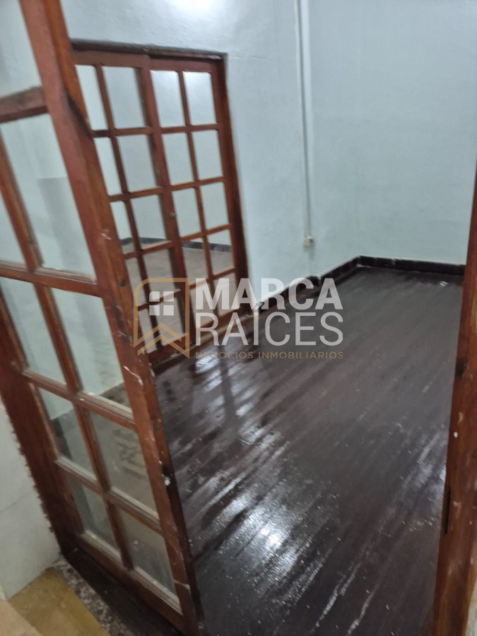 Apartamento ID.1247 - Alquiler Apartamento 1 Dormitorio Patio Planta Baja Centro Montevideo