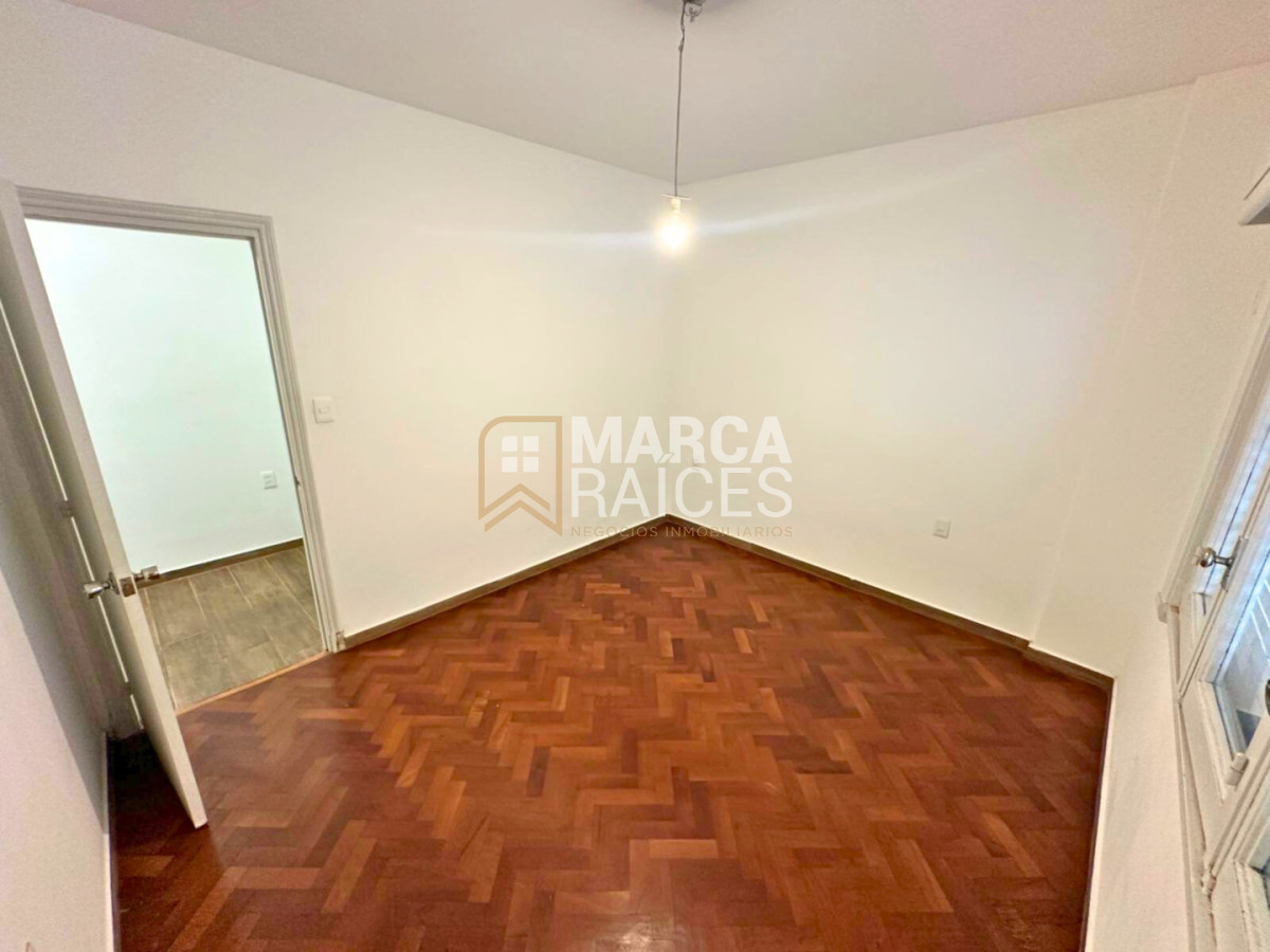 Apartamento ID.1886 - Alquiler Apartamento 2 Dormitorios Centro Montevideo
