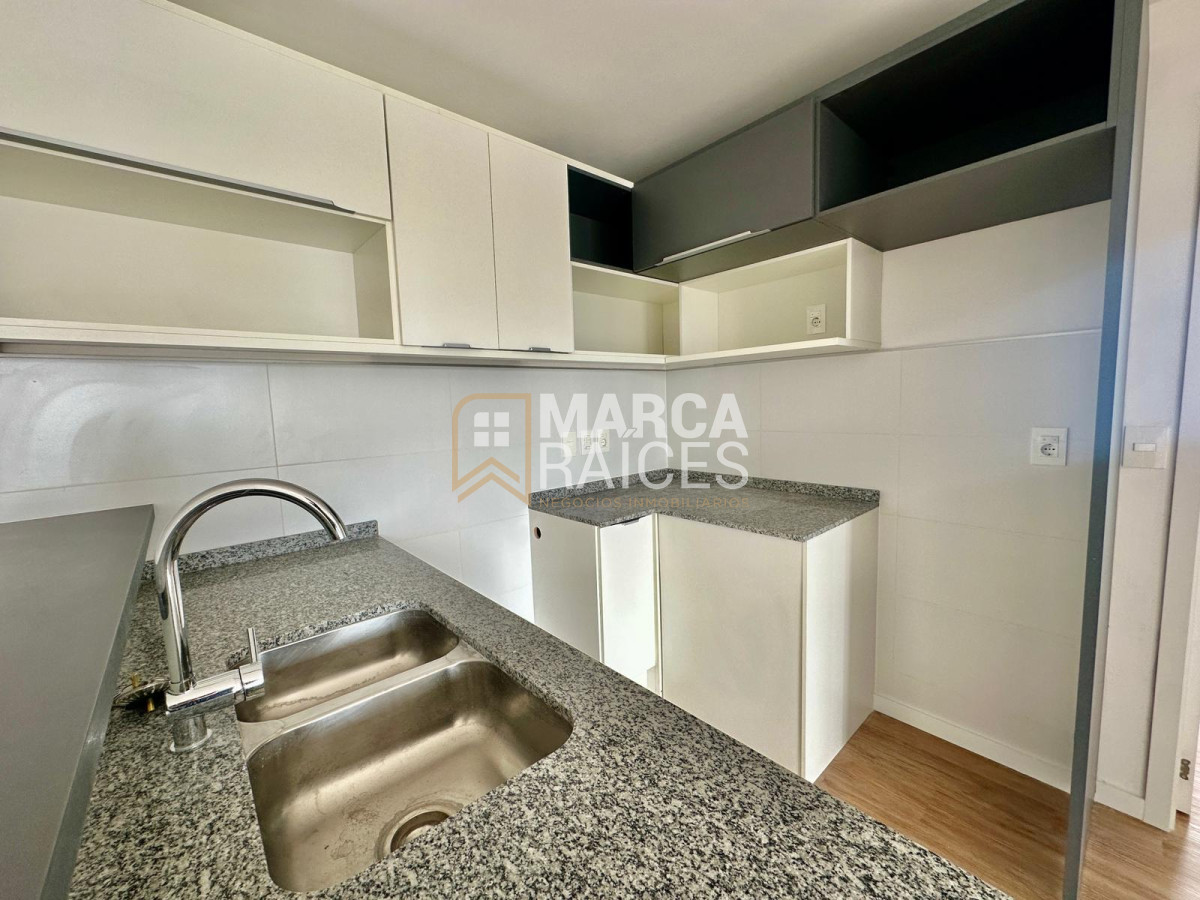 Apartamento ID.1065 - Venta Apartamentos 2 Dormitorio con Garage Tres Cruces Montevideo