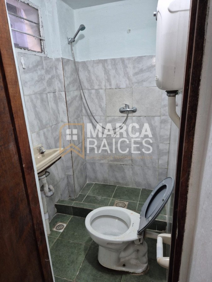 Apartamento ID.1247 - Alquiler Apartamento 1 Dormitorio Patio Planta Baja Centro Montevideo