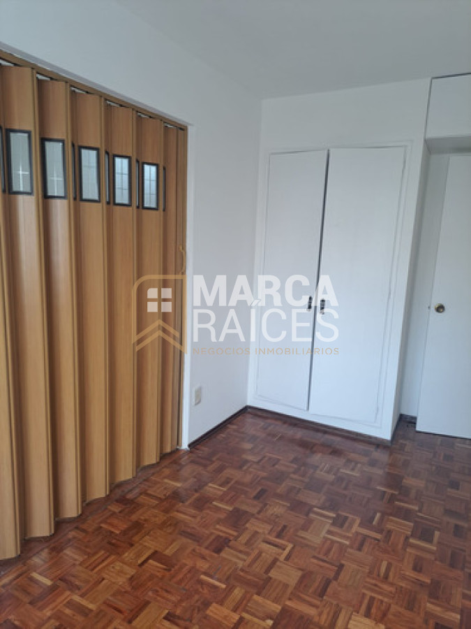 Apartamento ID.1809 - Venta Apartamento 3 dormitorios, 2 baños, con garage. Pocitos, Montevideo