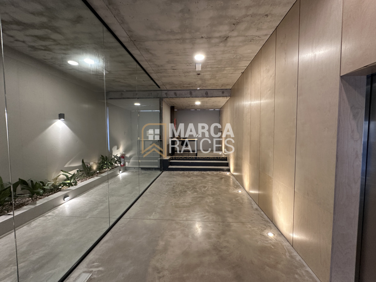 Apartamento ID.1402 - Apartamento Amplio A Estrenar Amoblado Piso 4 Al Frente Luminoso Cordon Sur Montevideo
