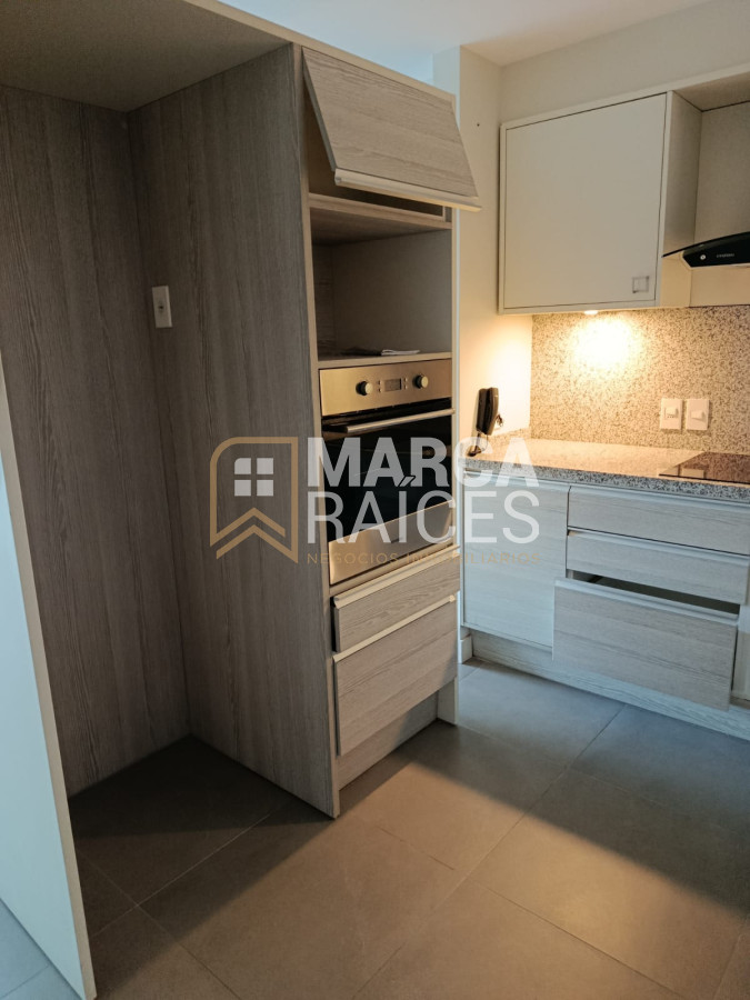 Apartamento ID.1536 - Venta apartamento 2 dormitorios en Barrio Cantegril, Punta del Este. 