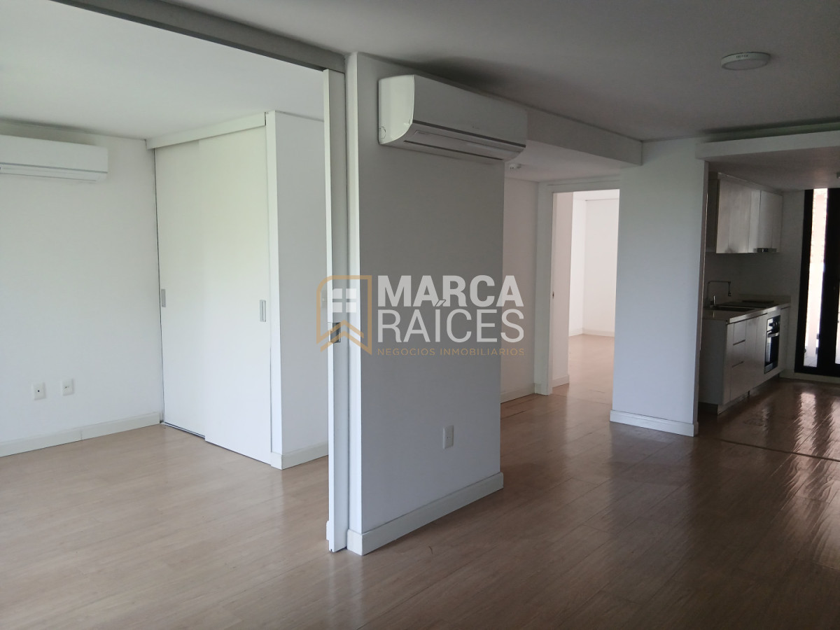 Apartamento ID.1790 - Alquiler Apartamento 2 Dormitorios Centro Montevideo