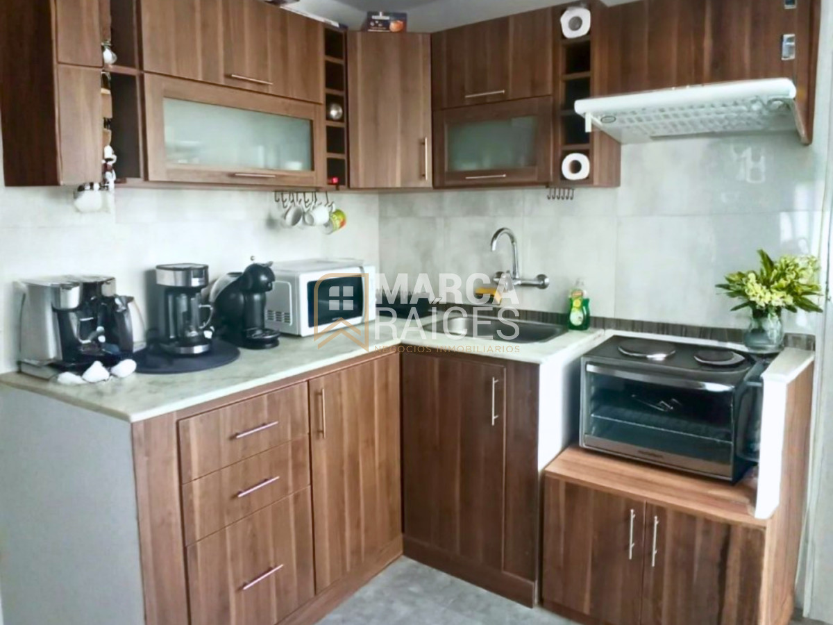 Apartamento ID.1676 - Alquiler Apartamento 2 Dormitorios Sobre la Rambla Opcion Amoblado Malvin Montevideo