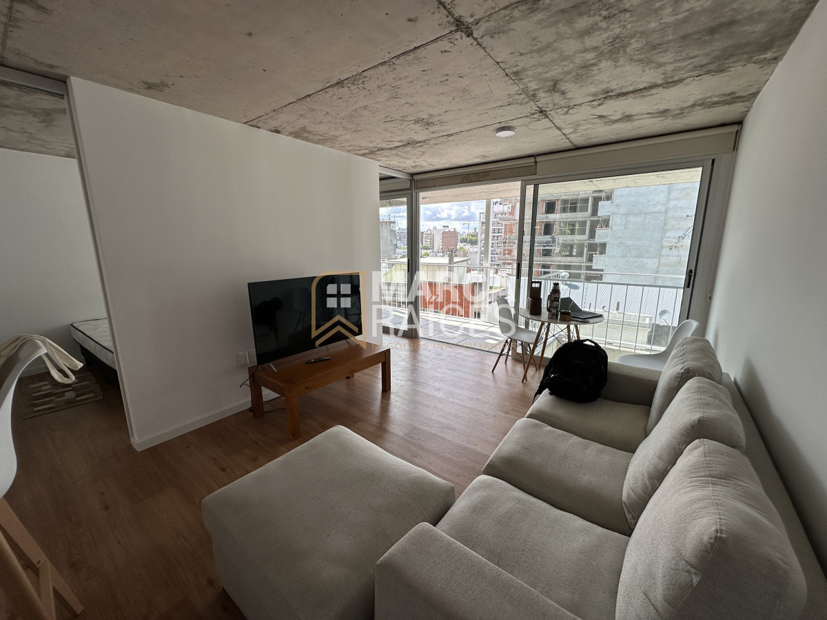 Apartamento ID.1402 - Apartamento Amplio A Estrenar Amoblado Piso 4 Al Frente Luminoso Cordon Sur Montevideo