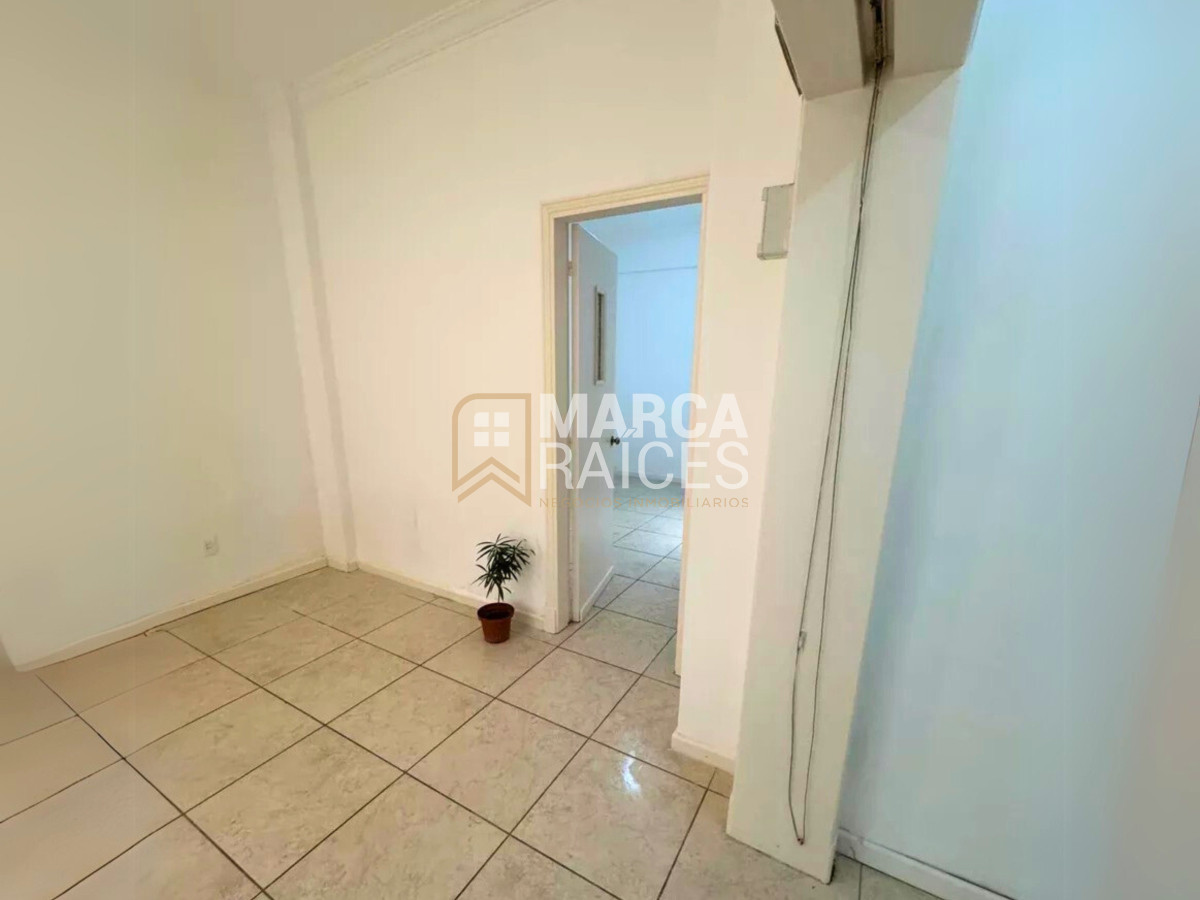 Apartamento ID.1411 - Alquiler Consultorio Estetico u Oficina Cordon Montevideo