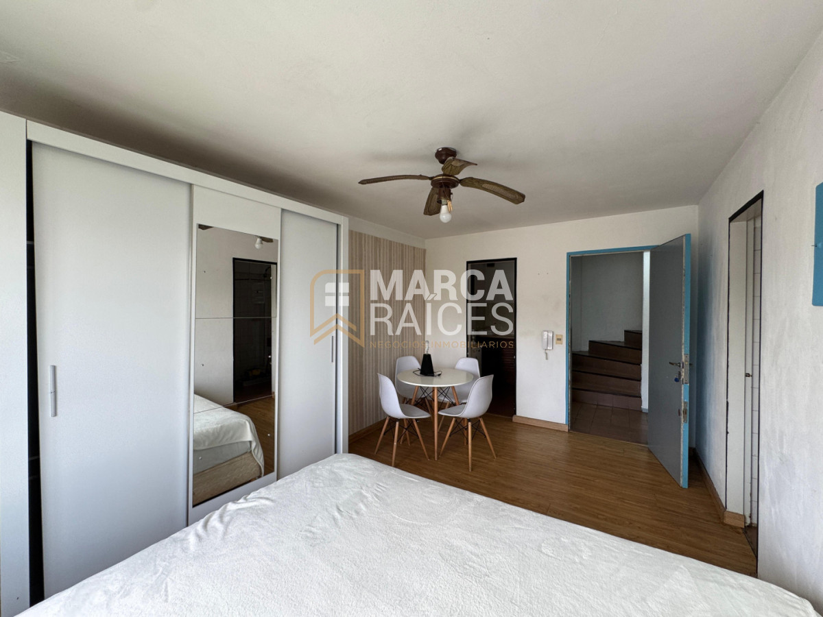 Apartamento ID.120 - Venta Apartamento Monoambiente Luminoso Centro a 1 Cuadra de ORT Montevideo