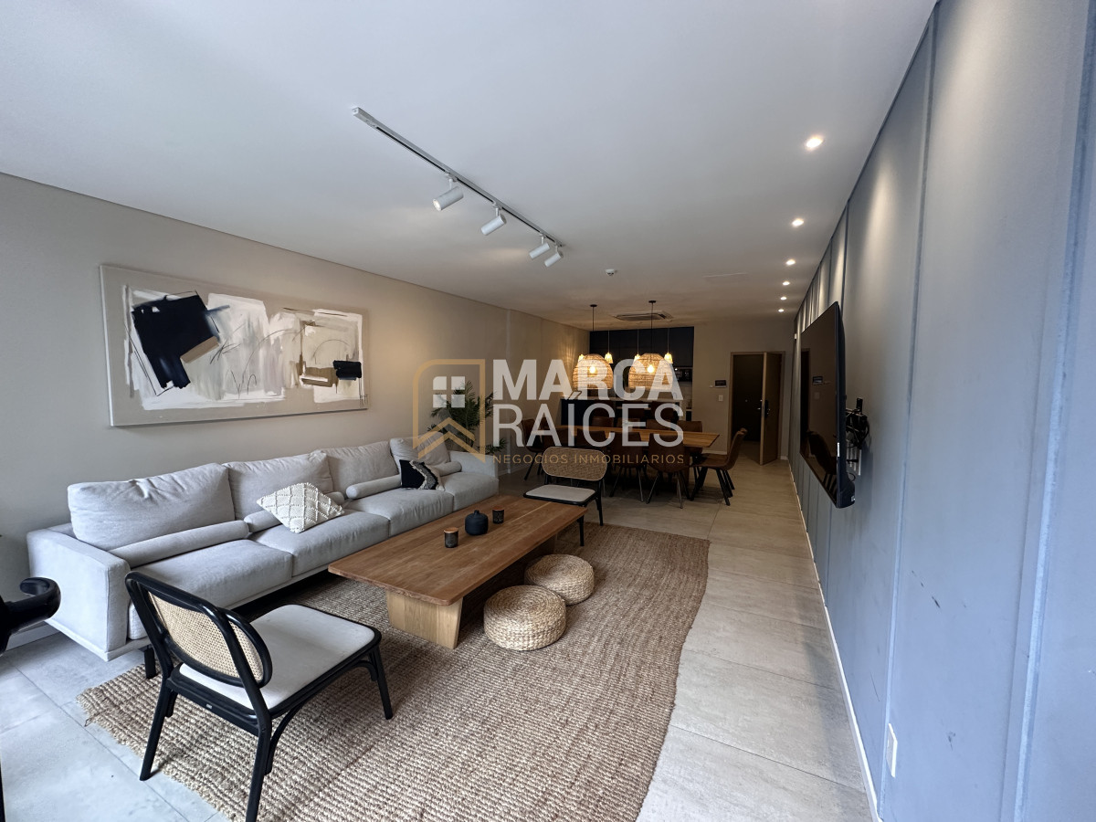Apartamento ID.1201 - Venta Pent House 2 Dormitorios Con Renta Terraza con Parrillero Y Garaje Doble Punta Carretas Montevideo