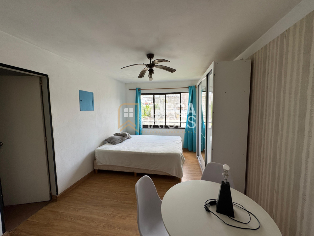 Apartamento ID.120 - Venta Apartamento Monoambiente Luminoso Centro a 1 Cuadra de ORT Montevideo