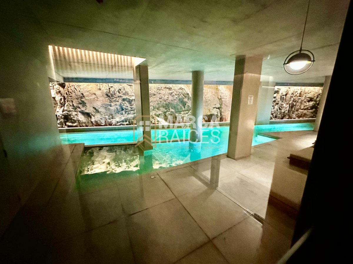 Apartamento ID.1212 - Alquiler Apartamento Premium Duplex 2 Dormitorios 2 Baños Piscina Centro Montevideo